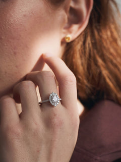 Aurora Diamond Halo Ring