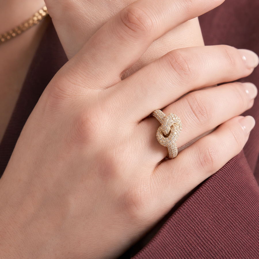 Knot Pavé Ring