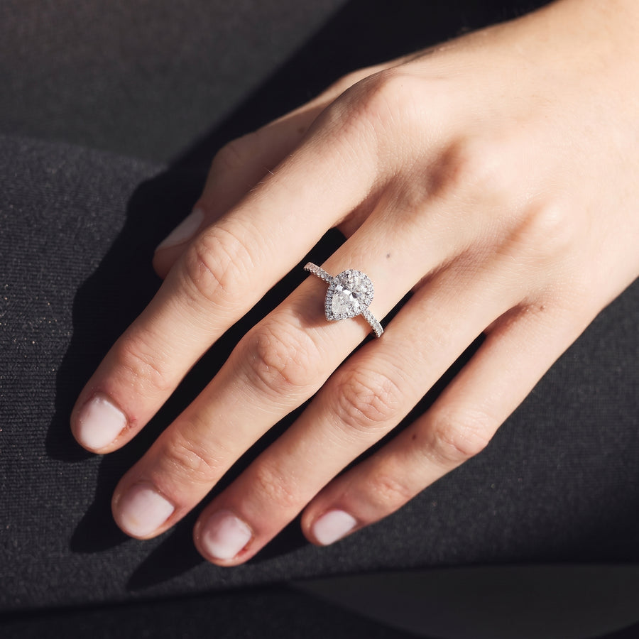 Pear Halo Solitaire