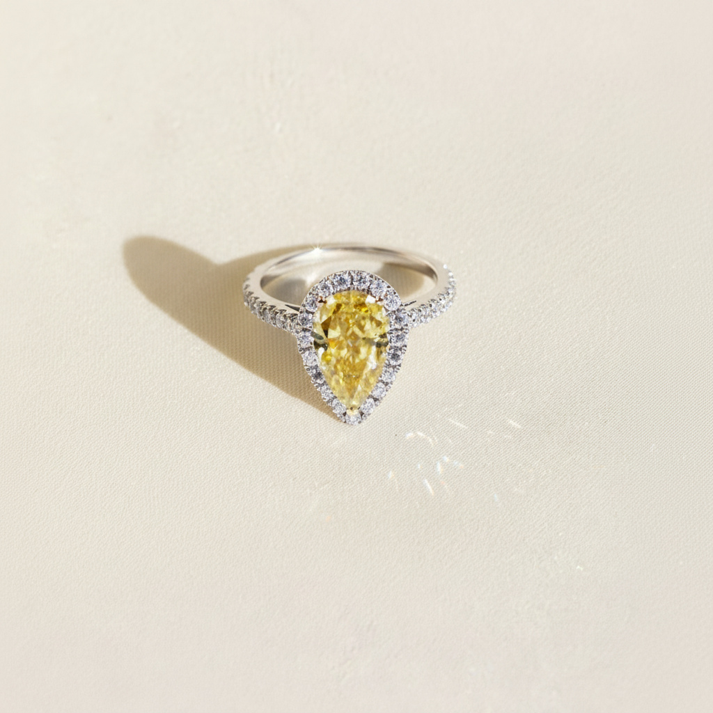 Aurelia Pear Halo Ring