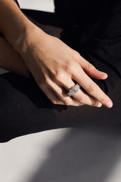 Emerald Continuum Ring