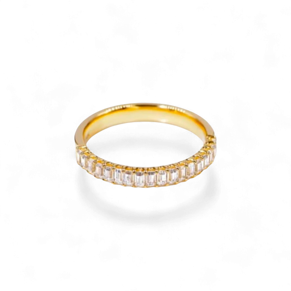 AVA & SSILAQUÉ Anillo de oro amarillo de 14K con diamantes baguette, talla 6