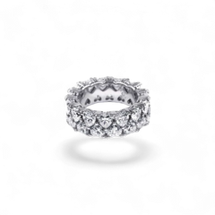 Anillo AVA & SSILAQUÉ de oro blanco de 14 quilates con dos filas de diamantes en forma de corazón, talla 6.