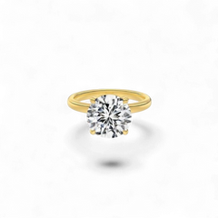 Anillo de compromiso AVA & SSILAQUÉ de oro amarillo de 14 quilates con diamante redondo de 4,0 quilates.