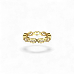 Anillo de plata 925 chapado en oro de AVA & SSILAQUÉ con circonitas cúbicas 5A en talla marquise.