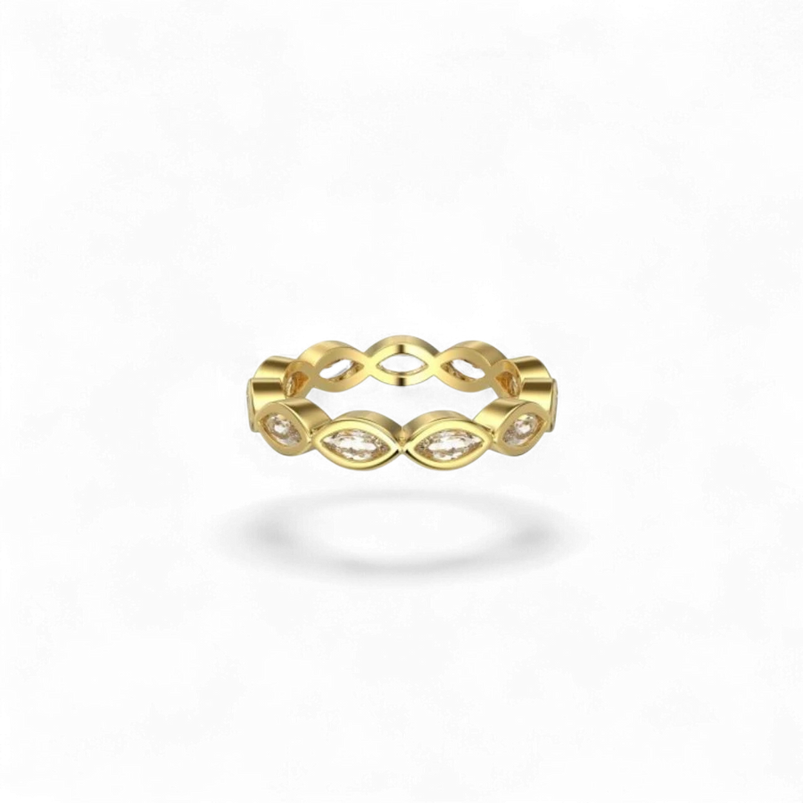 Anillo de plata 925 chapado en oro de AVA & SSILAQUÉ con circonitas cúbicas 5A en talla marquise.