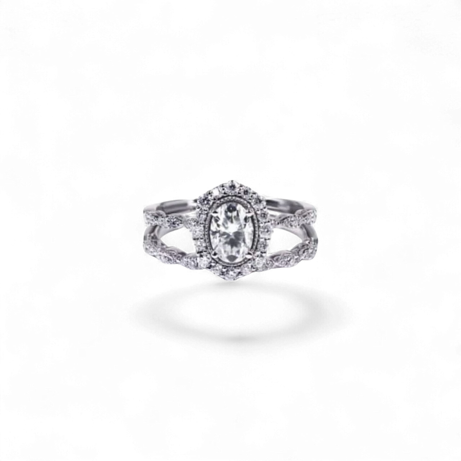 AVA & SSILAQUÉ Celeste Oval Halo anillo de oro blanco de 14 quilates con diamantes de laboratorio, talla 6
